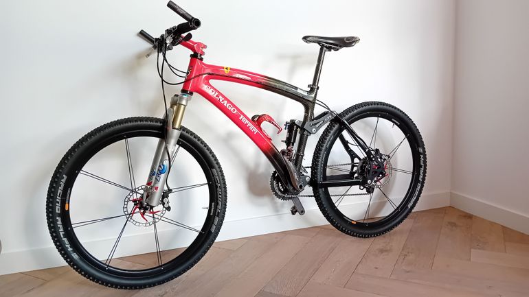 Colnago Colnago Ferrari CF2-1000 2001 2001