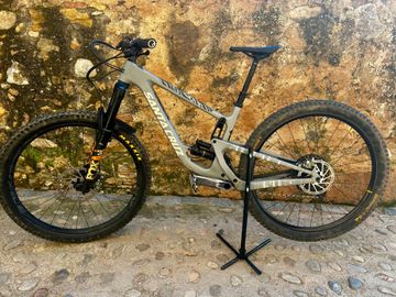 Brugt Santa Cruz HIGHTOWER X01 / Carbon CC / 29 2022 2022 Mountainbike — billede 2 af 5