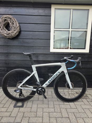 Used Specialized Venge SRAM Force eTap AXS 2020 Road & Gravel — image 1 of 21