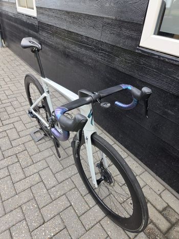 Used Specialized Venge SRAM Force eTap AXS 2020 Road & Gravel — image 11 of 21