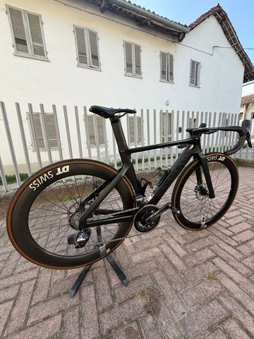 Brugt Canyon Aeroad CF SLX 8 Disc eTap 2023 2023 Road & Gravel — billede 6 af 9