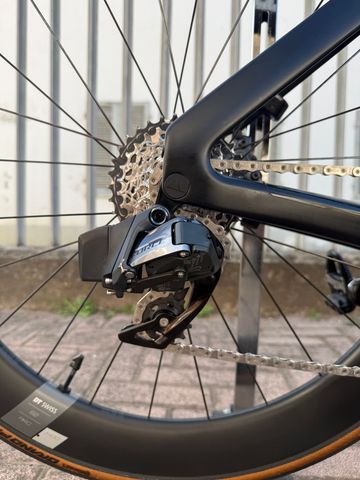 Brugt Canyon Aeroad CF SLX 8 Disc eTap 2023 2023 Road & Gravel — billede 4 af 9