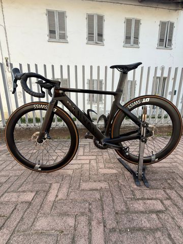 Brugt Canyon Aeroad CF SLX 8 Disc eTap 2023 2023 Road & Gravel — billede 2 af 9
