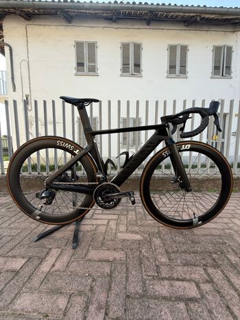 Canyon, Aeroad CF SLX 8 Disc eTap 2023