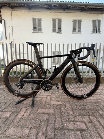 Brugt Canyon Aeroad CF SLX 8 Disc eTap 2023 2023 Road & Gravel — billede 1 af 9