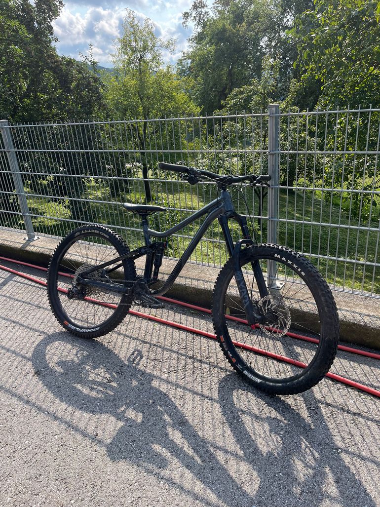 Used Merida ONE-SIXTY 400 2015 Mountainbike, Black — image 4 of 4