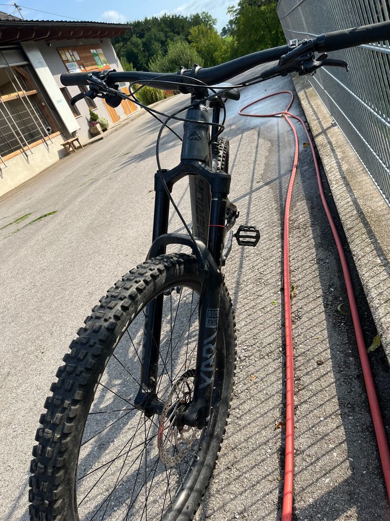 Used Merida ONE-SIXTY 400 2015 Mountainbike, Black — image 2 of 4