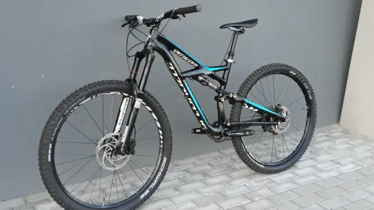 Used Specialized Enduro Elite 29 2015 2015 Mountainbike, Black, 29 — image 2 of 8