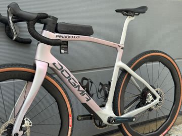 Tweedehands Pinarello Dogma GR 2025 Road & Gravel — afbeelding 4 van 5