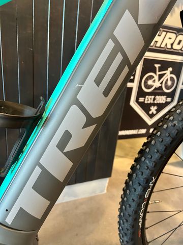Brugt Trek Powerfly 4 625 Gen 3 2023 2023 Mountainbike — billede 3 af 9