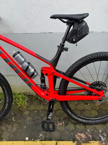 Used Trek Top Fuel 9.7 2020 2020 Mountainbike, Red, 29 — image 6 of 10