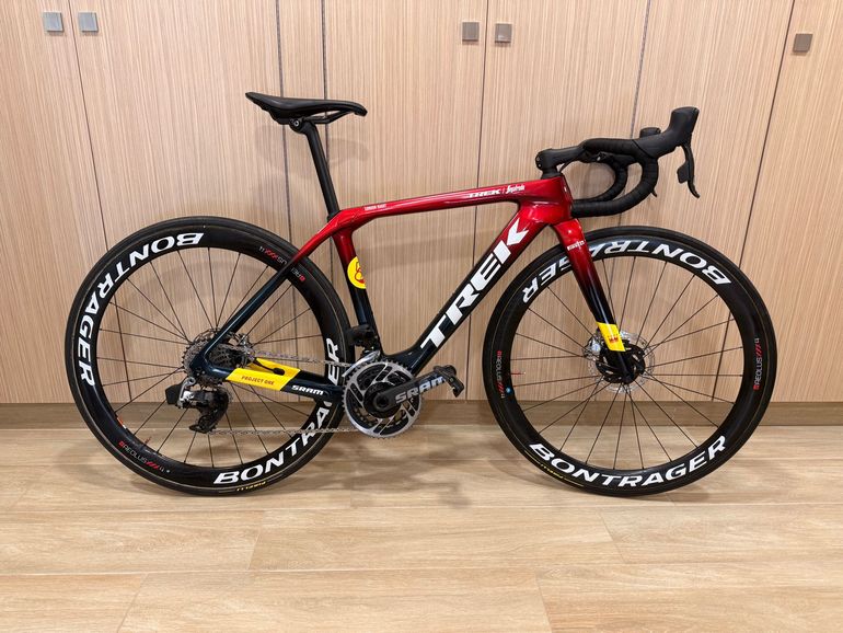 Trek Domane SLR 9 AXS Gen 4 2025