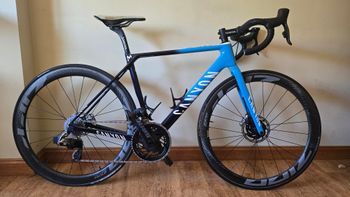 Canyon, Ultimate CF SLX 8 Force AXS 2024 - EQUIPO MOVISTAR OFICIAL ANTONIO PEDRERO