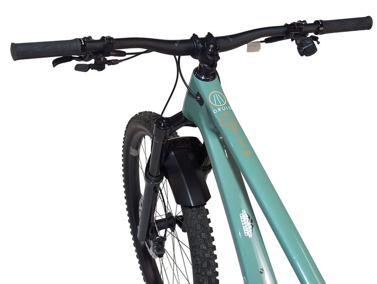 Used Forbidden Druid V2 2023 Mountainbike, Blue — image 13 of 13