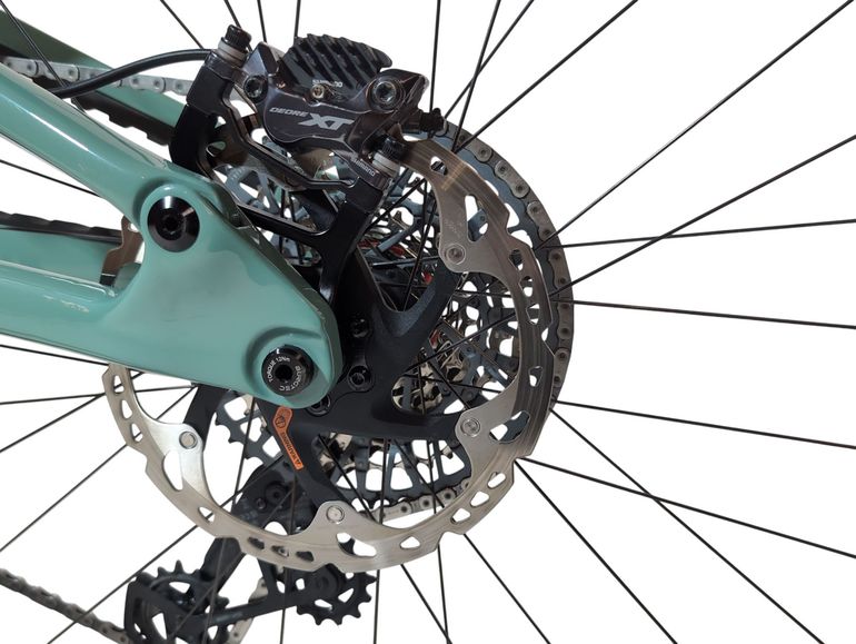Used Forbidden Druid V2 2023 Mountainbike, Blue — image 8 of 13