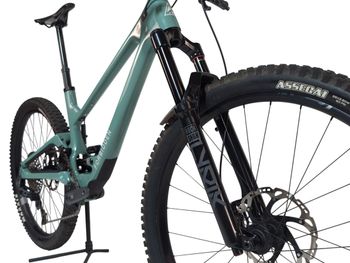 Used Forbidden Druid V2 2023 Mountainbike, Blue — image 5 of 13