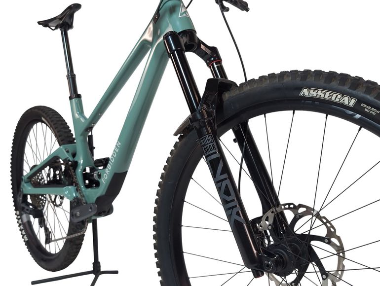 Used Forbidden Druid V2 2023 Mountainbike, Blue — image 5 of 13