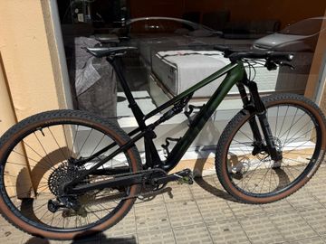 Used BMC Fourstroke SRAM GX Eagle 2023 Mountainbike, Green — image 28 of 34