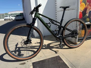 Used BMC Fourstroke SRAM GX Eagle 2023 Mountainbike, Green — image 1 of 34