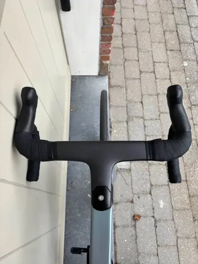 Used ROAD TFSA 2025 Road & Gravel, Light Gray — image 10 of 15