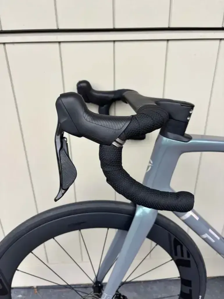 Used ROAD TFSA 2025 Road & Gravel, Light Gray — image 13 of 15
