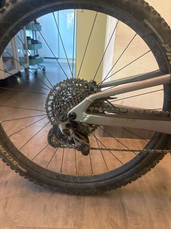 Used Scott Spark 920 2023 2023 Mountainbike, Hellgrau, 29 — image 3 of 7