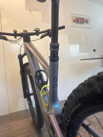 Used Scott Spark 920 2023 2023 Mountainbike, Light Gray, 29 — image 6 of 8