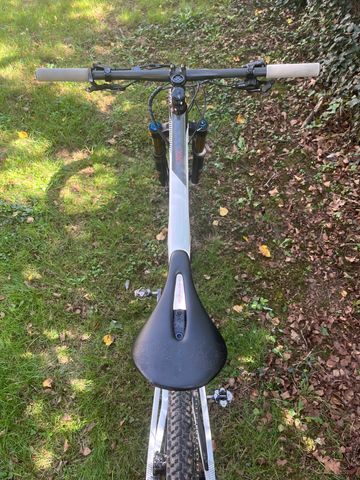 Gebrauchtes Orbea OIZ M TEAM 2021 2021 Mountainbike, Weiß, 29 — Bild 4 von 5