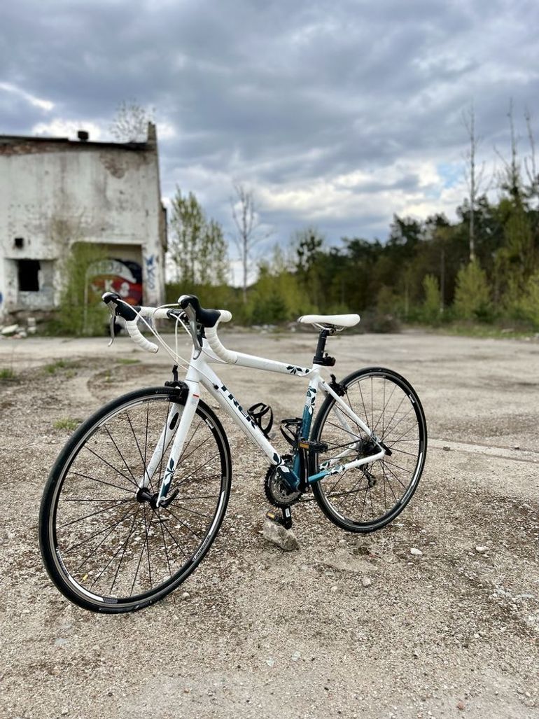 Used Trek Lexa SL Women's 2016 2016 Road & Gravel — image 8 of 8