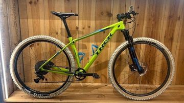 Used Trek Procaliber 9.7 SL 2016 2016 Mountainbike, Green, 27.5, 29 — image 6 of 6