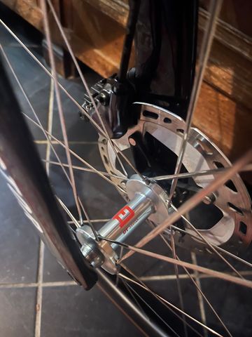 Brugt Factor Ostro Van Shimano Ultegra Di2 2025 Road & Gravel — billede 5 af 10