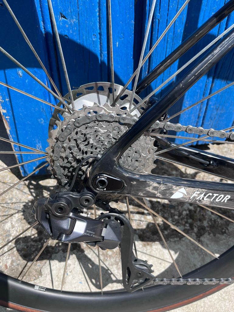 Brugt Factor Ostro Van Shimano Ultegra Di2 2025 Road & Gravel — billede 8 af 10