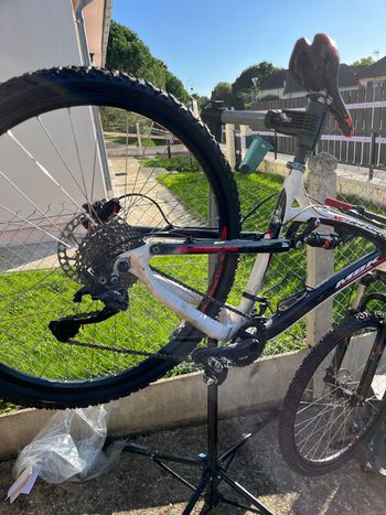 Used MBK Racing Carbon 2018 Mountainbike, White — image 2 of 5