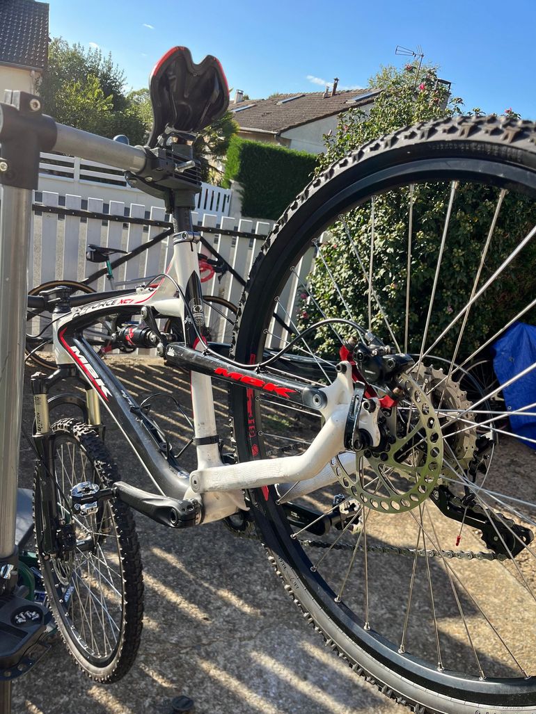 Used MBK Racing Carbon 2018 Mountainbike, White — image 4 of 5