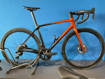 Used Giant TCR Advanced Pro Disc 0 Ultegra Di2 2022 2022 Carretera y gravel