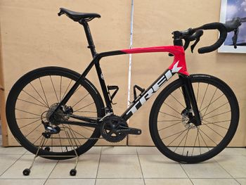 Used Trek Sl6 2022 Road & Gravel