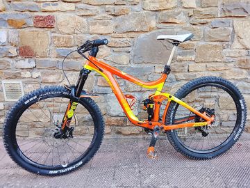 Giant Reign 27.5 1 2015 2015 Mountainbike usato, Arancione — immagine 2 di 15