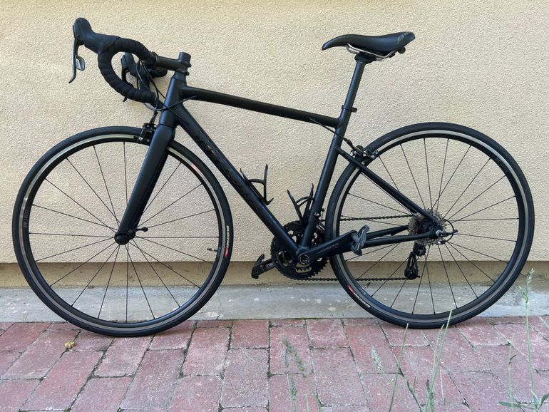 Used Specialized Allez Elite 2022 2022 Road & Gravel, Black — image 2 of 13