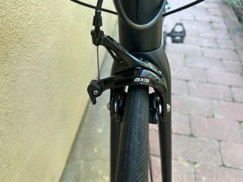 Used Specialized Allez Elite 2022 2022 Road & Gravel, Black — image 5 of 13