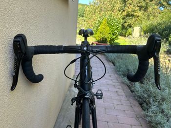 Used Specialized Allez Elite 2022 2022 Road & Gravel, Black — image 4 of 13