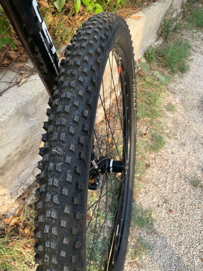 Used Cannondale 2015 Mountainbike, White, 29 — image 18 of 21