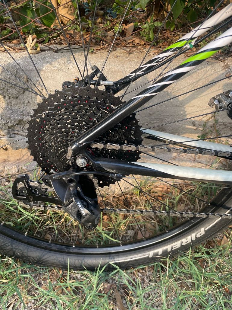 Used Cannondale 2015 Mountainbike, White, 29 — image 15 of 21