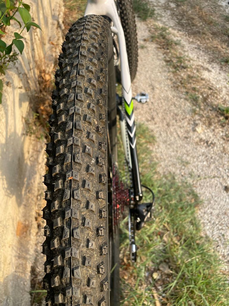 Used Cannondale 2015 Mountainbike, White, 29 — image 17 of 21