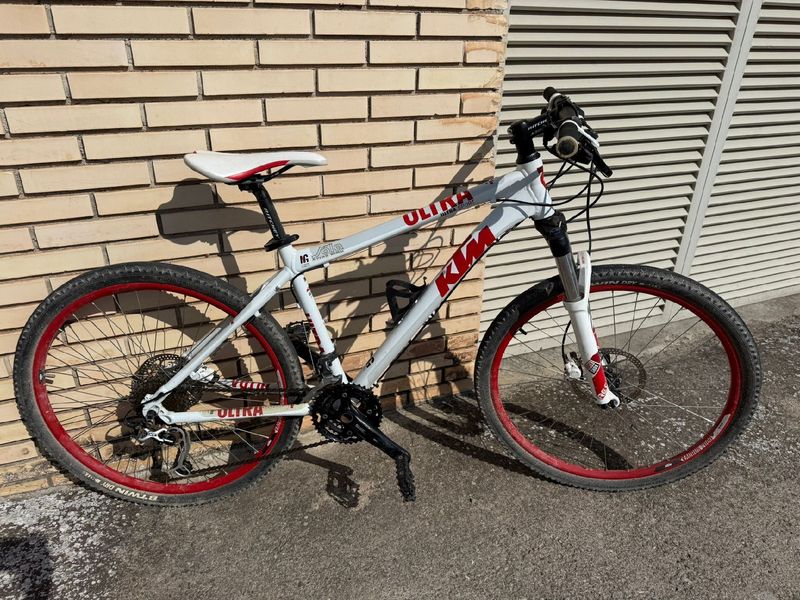 Gebrauchtes KTM Ultra 2015 Mountainbike, Weiß — Bild 5 von 6