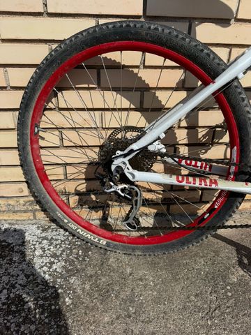 Gebrauchtes KTM Ultra 2015 Mountainbike, Weiß — Bild 4 von 6