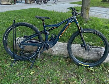 Tweedehands Orbea RISE M20 2022 2022 Mountainbike — afbeelding 1 van 16