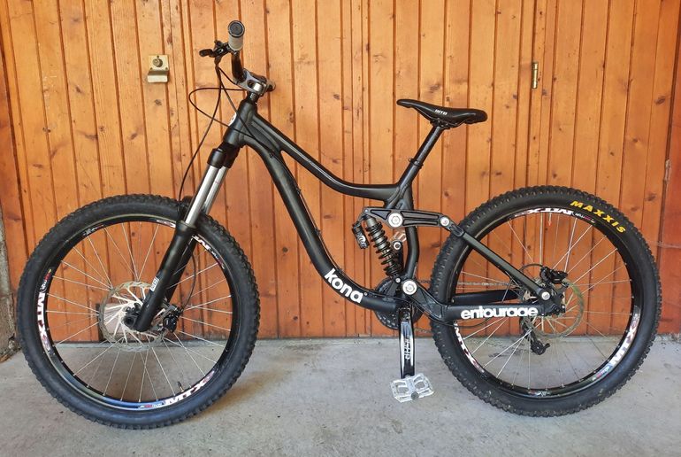 Used Kona Entourage 2012 2012 Mountainbike, Black, 26 — image 2 of 7