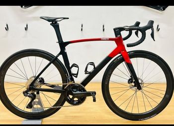 Ceepo, Stinger