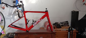 Tweedehands BMC Teammachine SLR01 DISC THREE 2019 Frameset 2019 Road & Gravel — afbeelding 2 van 4