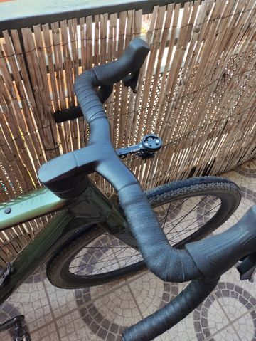 Used Scott Addict Sram Apex Etap AXS 2023 Road & Gravel, Green — image 4 of 6
